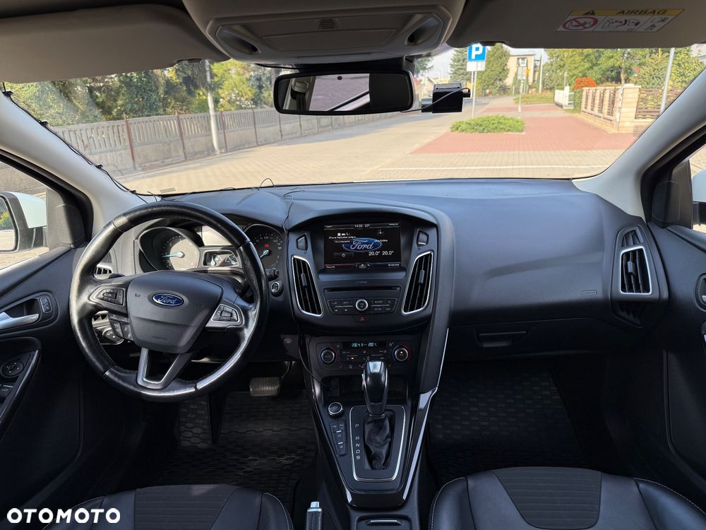 Ford Focus - 11