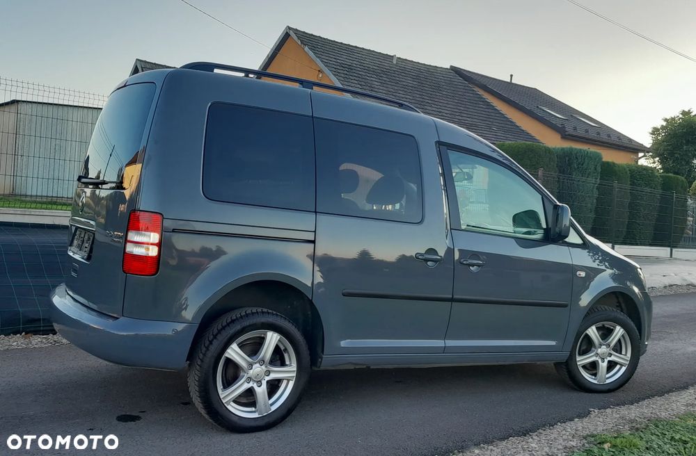 Volkswagen Caddy - 4