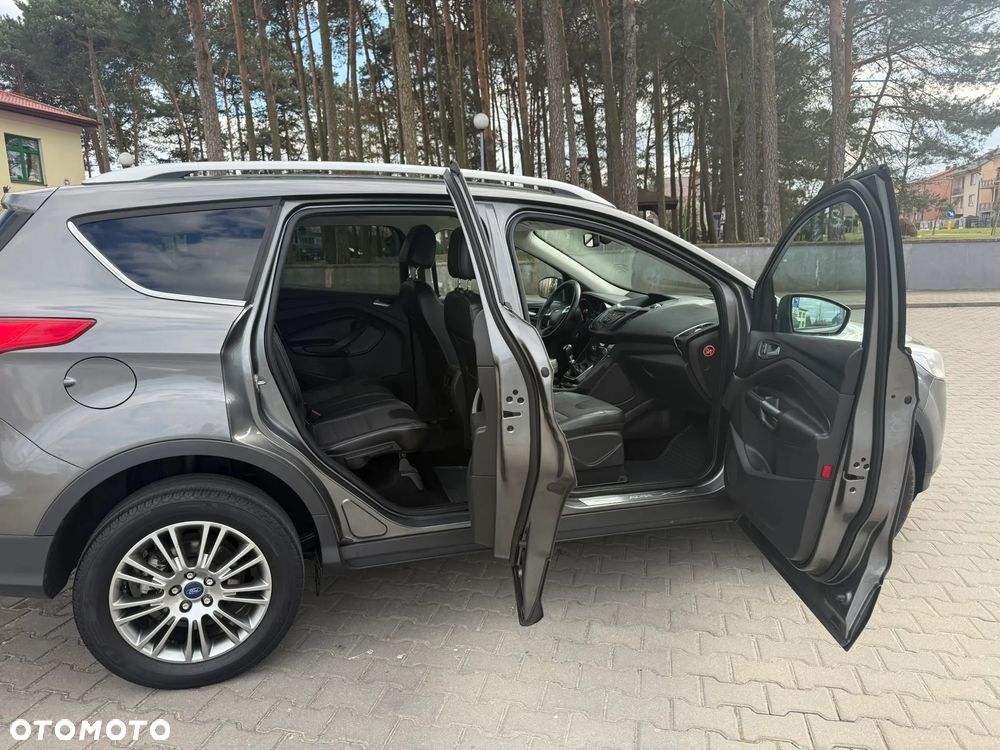 Ford Kuga 2.0 TDCi 4x4 Titanium - 28