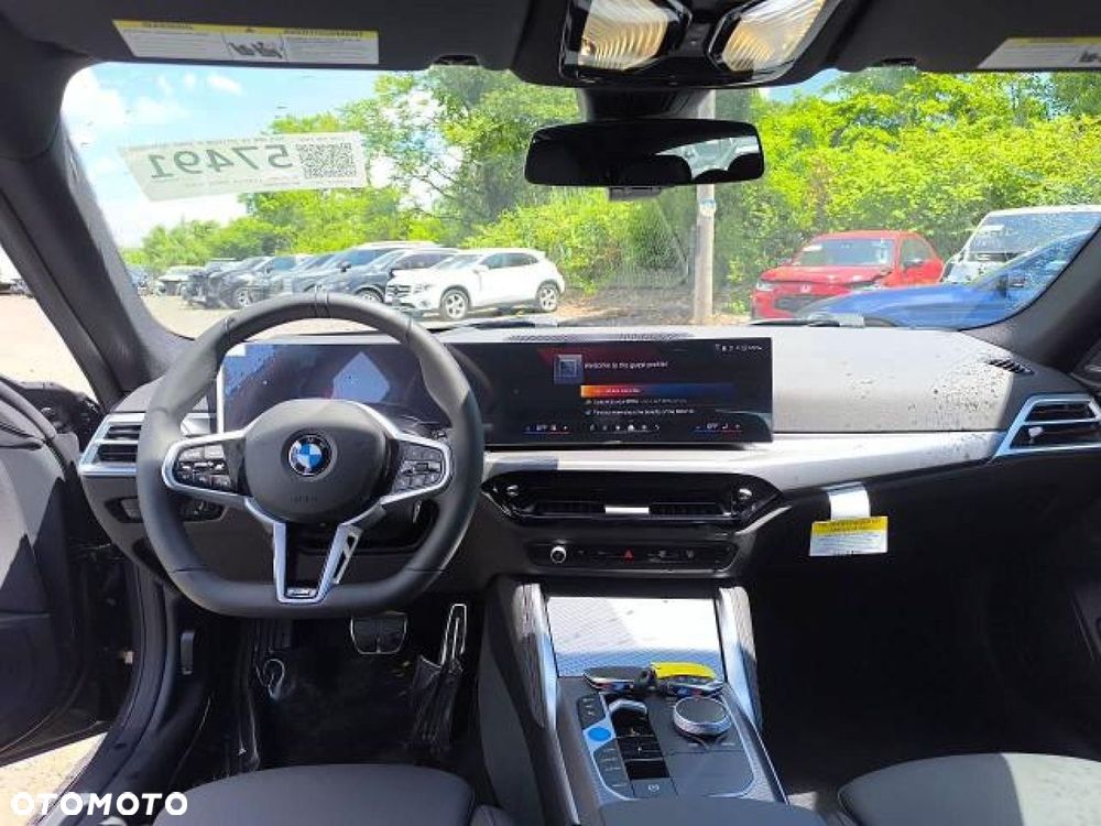 BMW i4 - 11