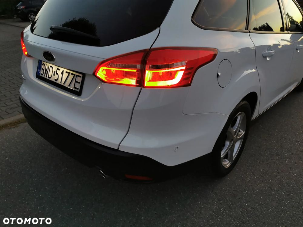 Ford Focus 2.0 TDCi SYNC Edition ASS - 16