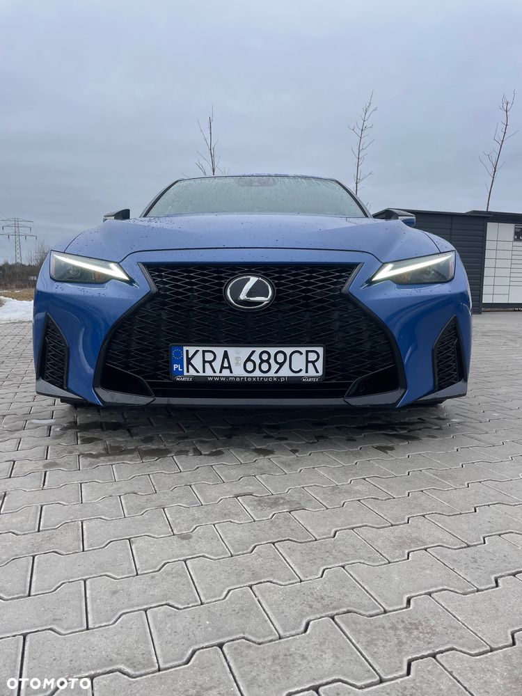 Lexus IS - 12