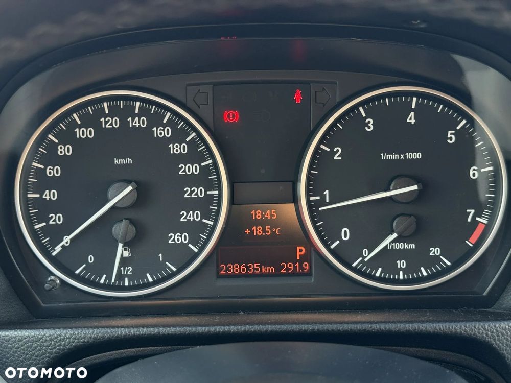 BMW Seria 3 320i - 15