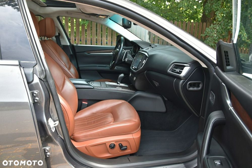 Maserati Ghibli Standard - 11