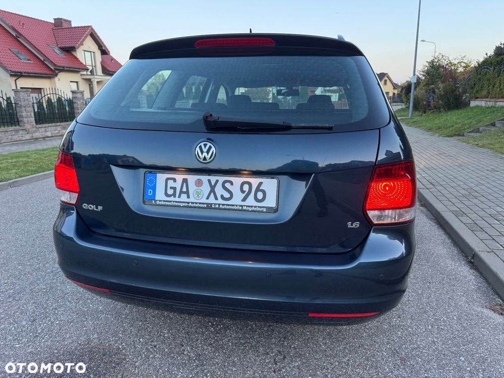 Volkswagen Golf - 11