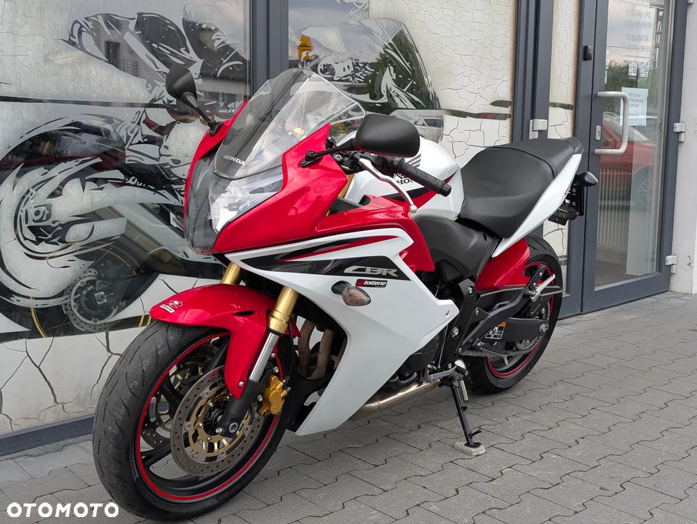 Honda CBR - 3