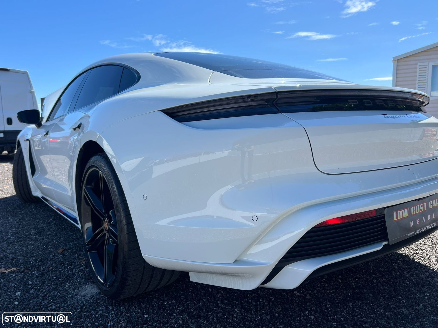 Porsche Taycan Turbo - 27