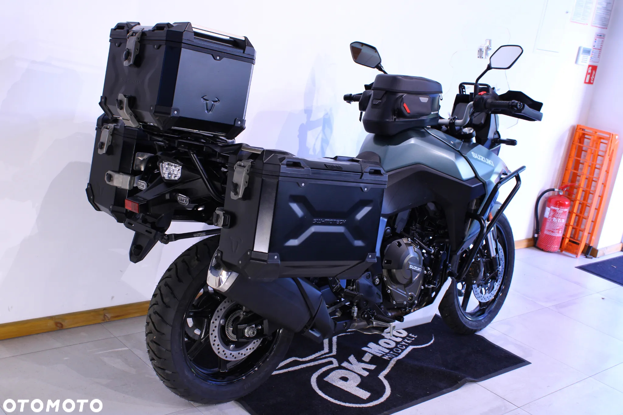 Suzuki DL - 5