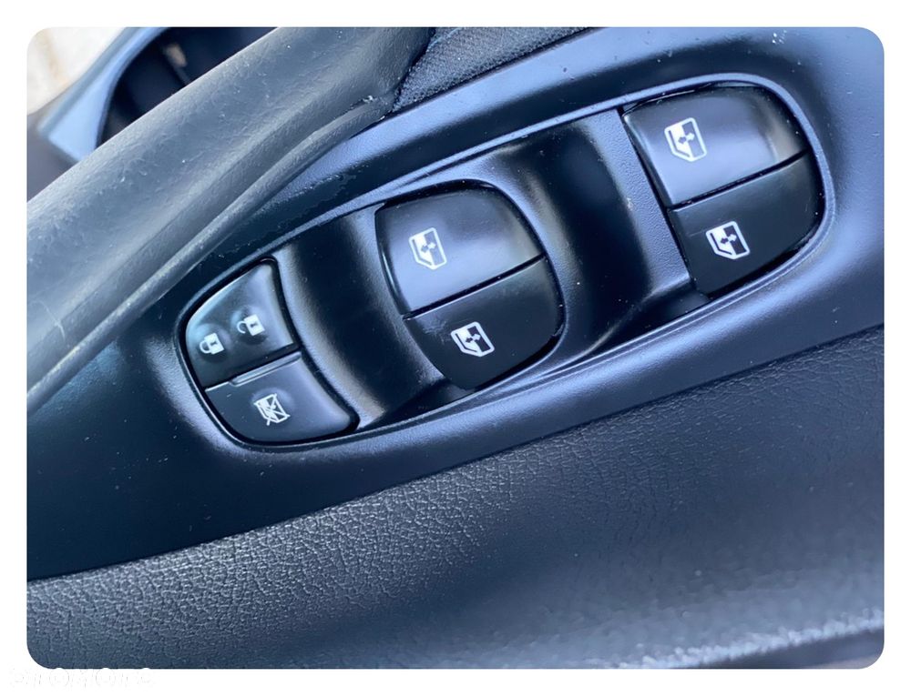 Nissan Qashqai - 18