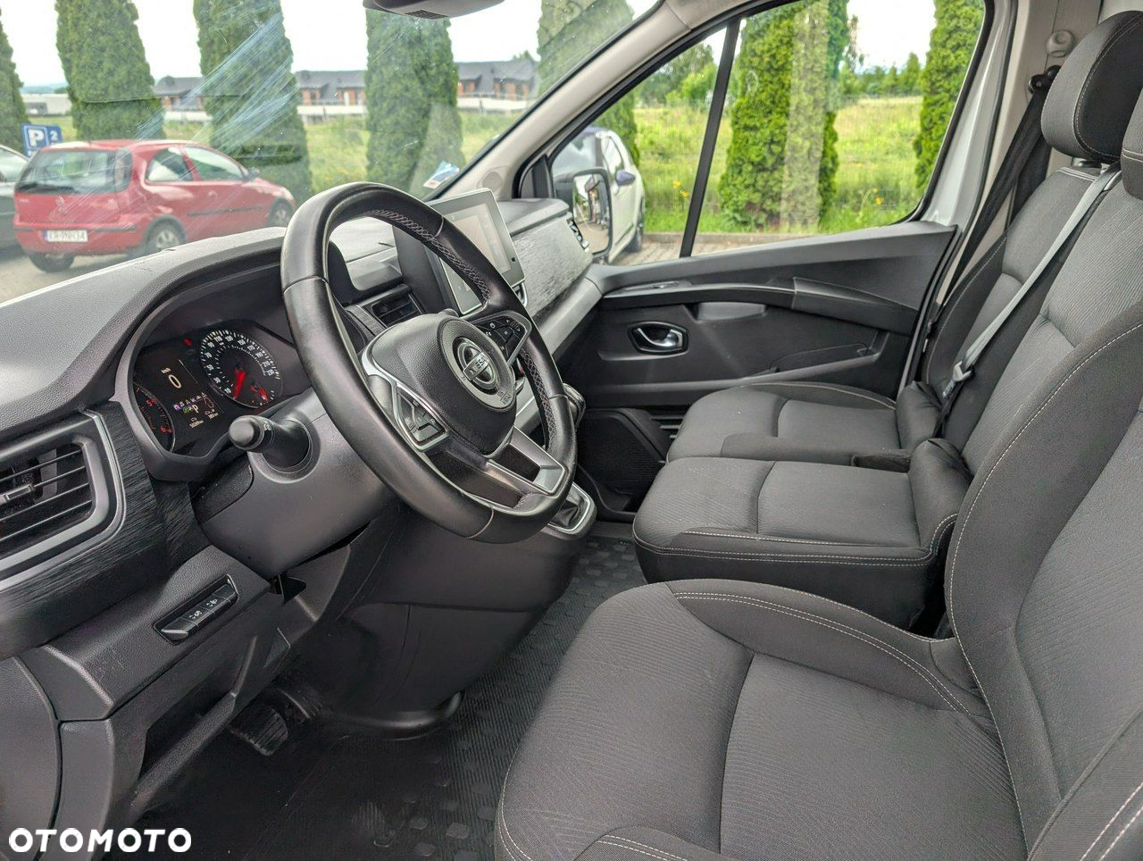 Renault Trafic - 12