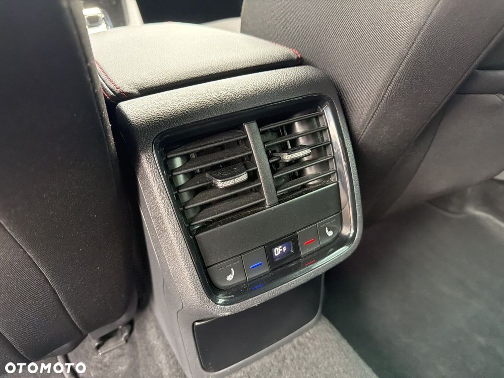 Skoda Octavia 2.0 TDI RS DSG - 32