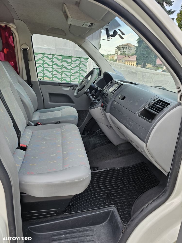 Volkswagen Transporter - 8