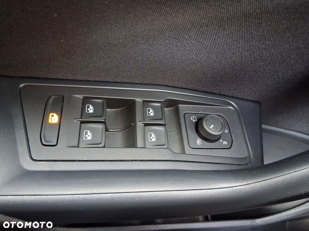 Volkswagen T-Roc 1.5 TSI Life Plus DSG - 22