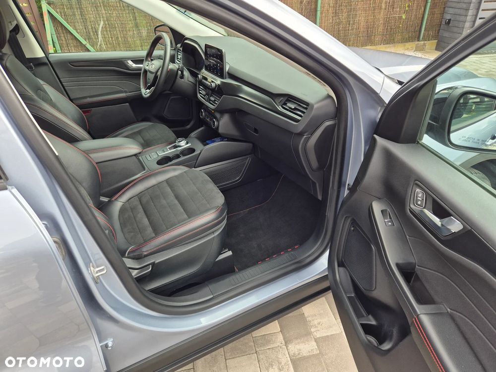 Ford Escape 2.0 EcoBoost AWD Titanium - 14