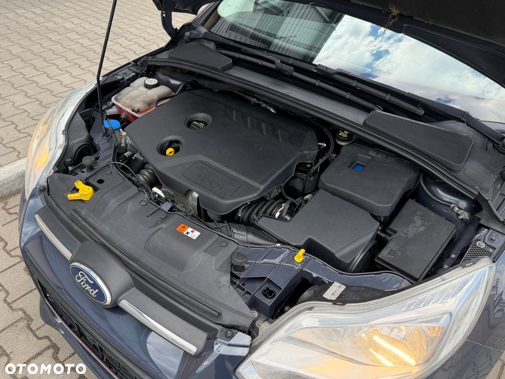 Ford Focus 1.6 TDCi DPF Champions Edition - 23