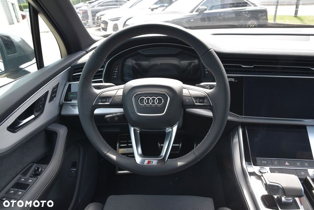 Audi Q7 - 13