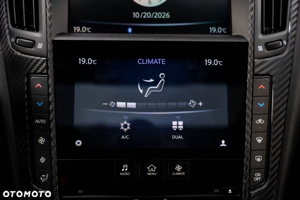 Infiniti Q60 - 36