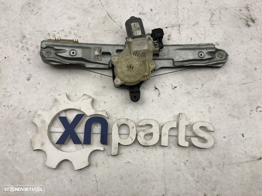 Motor elevador Trás Dto FORD FOCUS III 1.6 TDCi | 07.10 -  Usado - 1