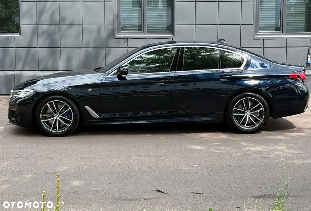 BMW Seria 5 530i xDrive M Sport Edition - 6