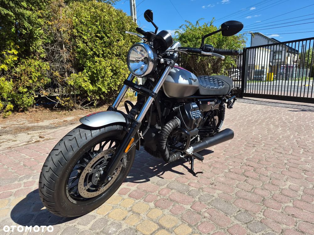 Moto Guzzi V9 - 3