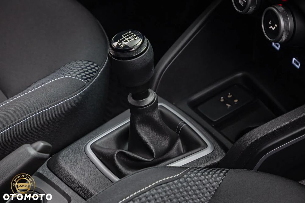 Dacia Duster 1.3 TCe Journey - 29