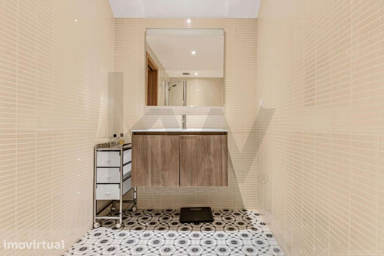 Moradia Townhouse com Terraço, Jacuzzi e Garagem no Largo do Mastro, L - Grande imagem: 5/34