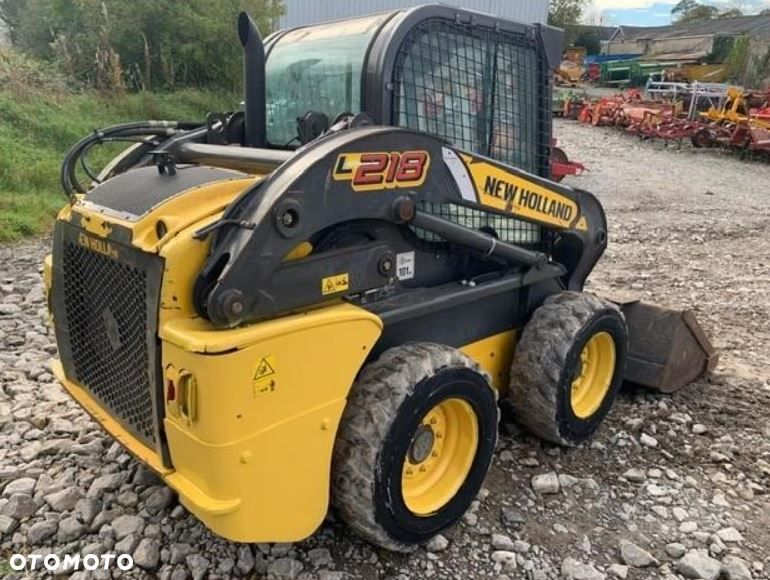 New Holland L218 - 4