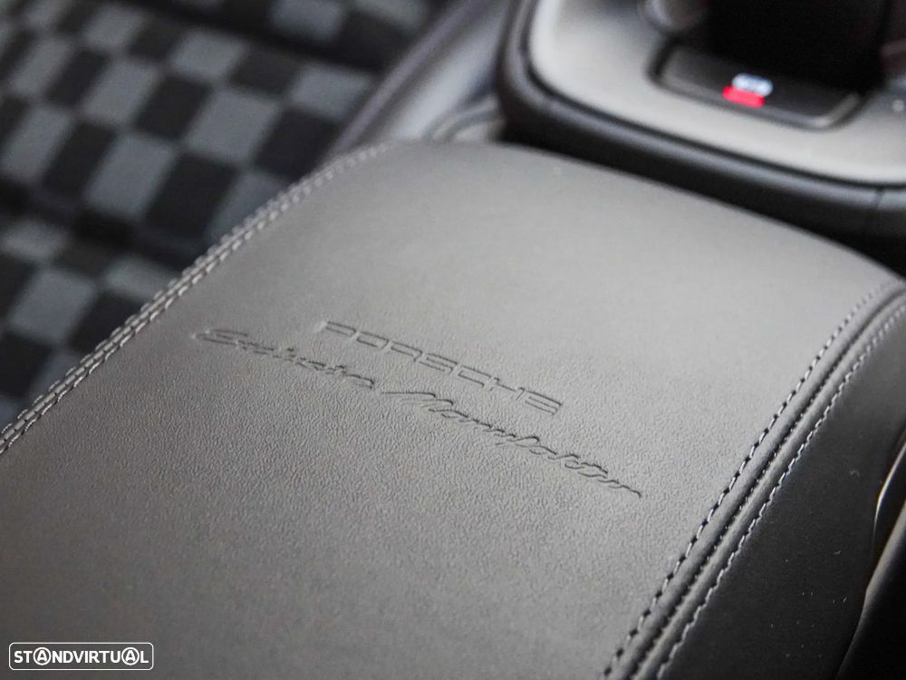 Porsche 911 (992) - 42