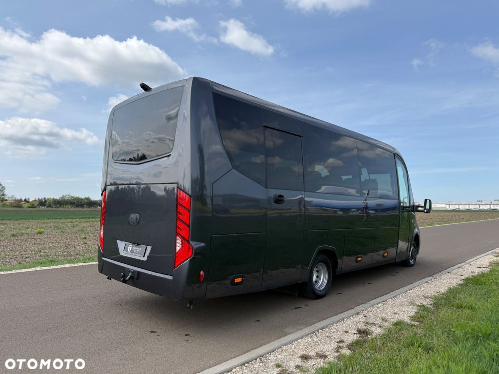 Mercedes-Benz Sprinter 519 - 15