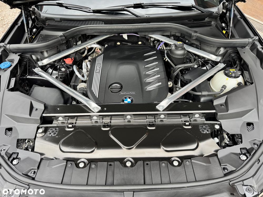 BMW X5 xDrive40d mHEV - 14
