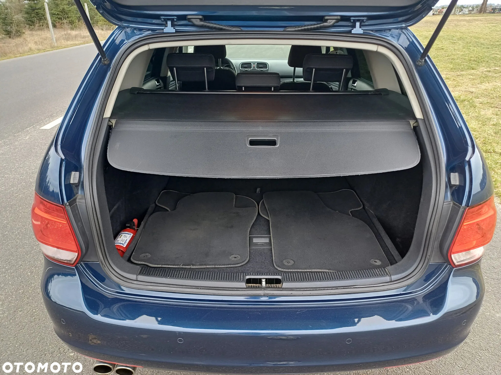 Volkswagen Golf 2.0 TDI DPF Style - 12