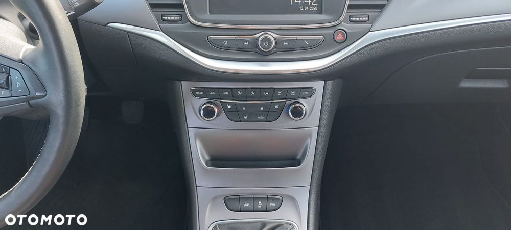 Opel Astra 1.4 Turbo Innovation - 16
