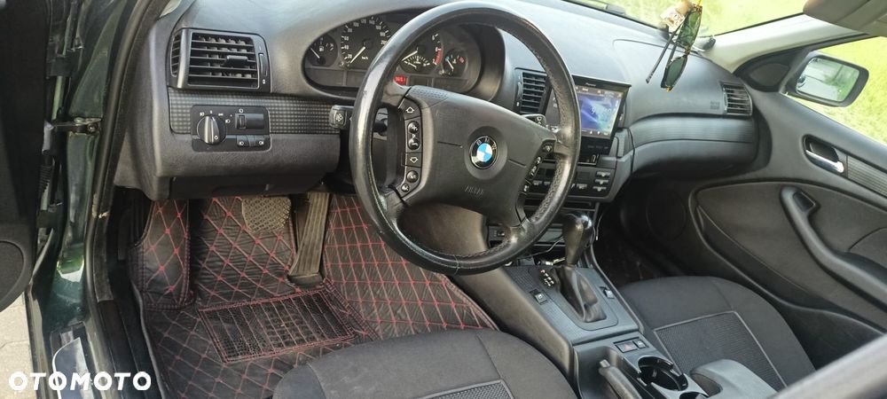BMW Seria 3 - 18