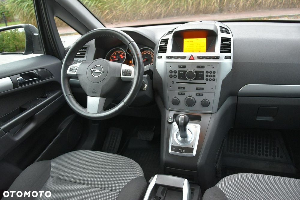 Opel Zafira - 7