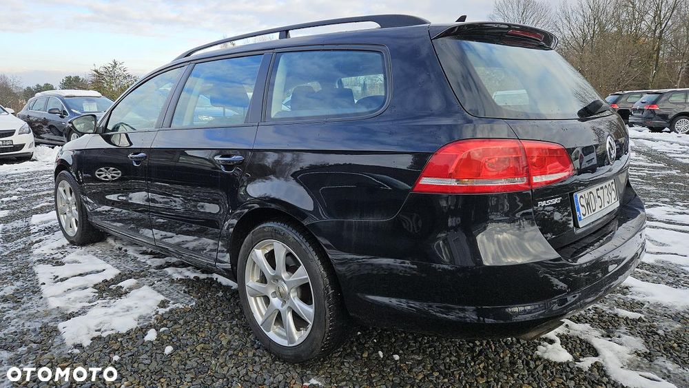Volkswagen Passat - 10