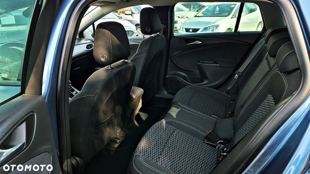 Opel Astra 1.4 T 120 Lat - 33