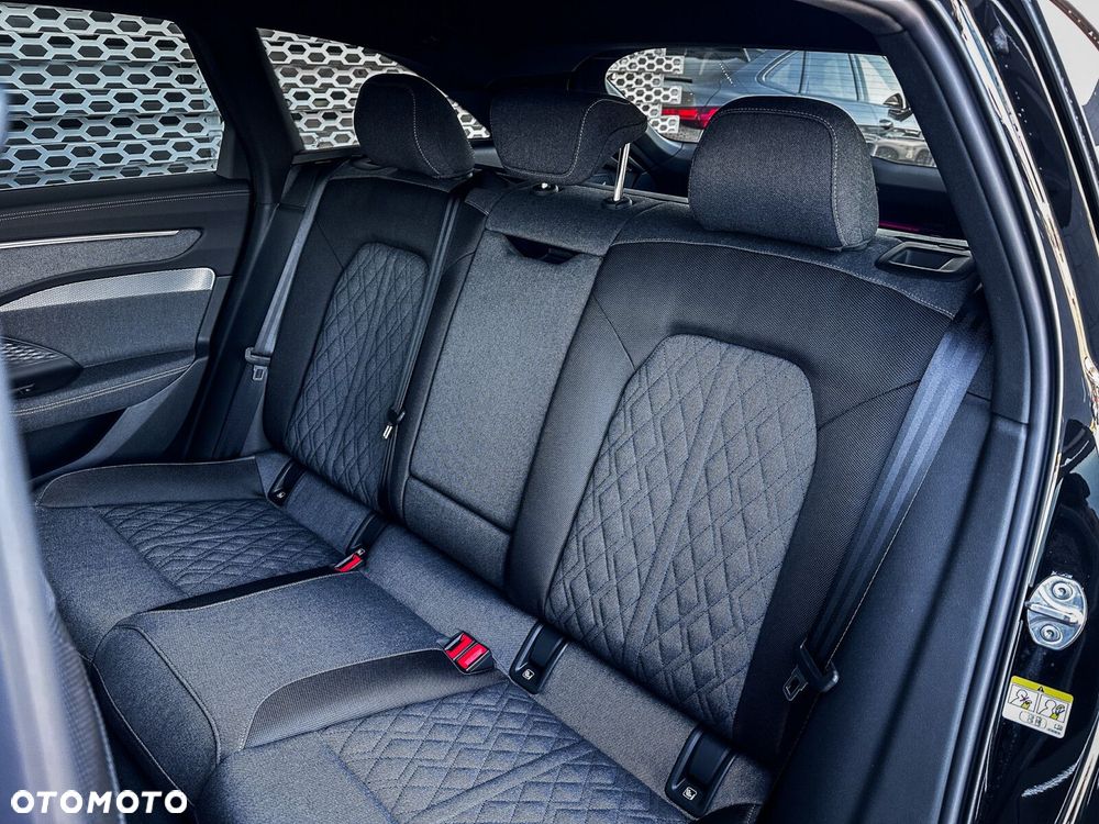 Audi A6 Avant - 36