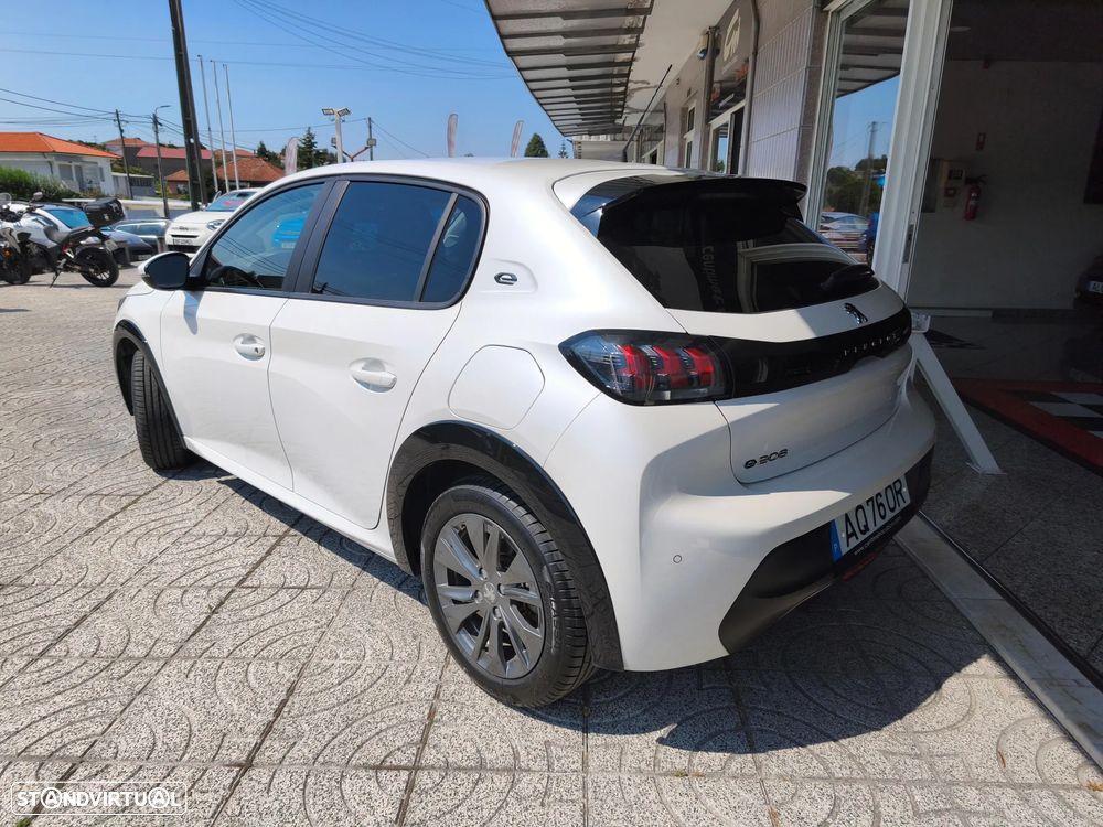 Peugeot e-208 50 kWh Active Pack - 3