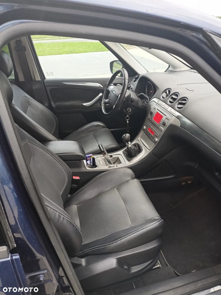 Ford S-Max 2.5 Titanium - 15