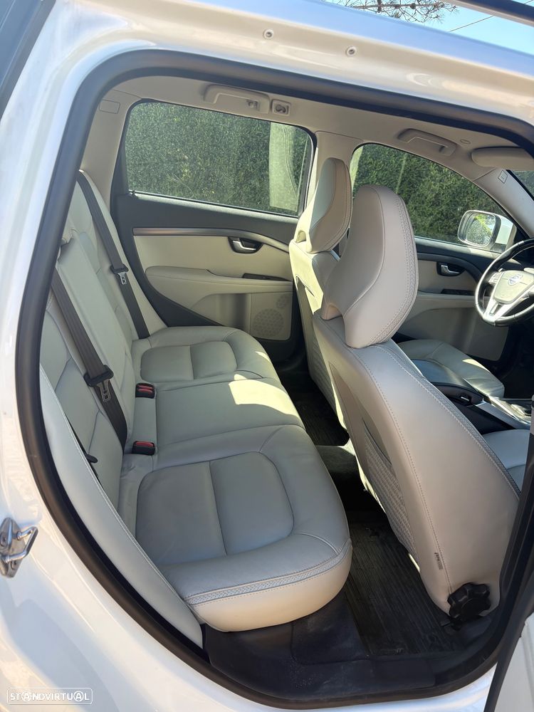 Volvo XC 70 - 5