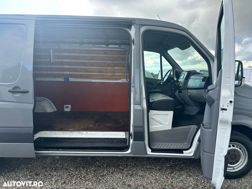 Volkswagen CRAFTER - 5