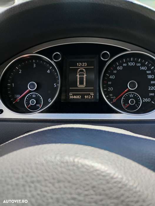 Volkswagen Passat - 3