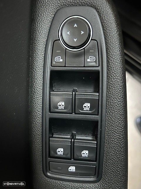 Renault Clio 1.0 TCe Evolution - 21