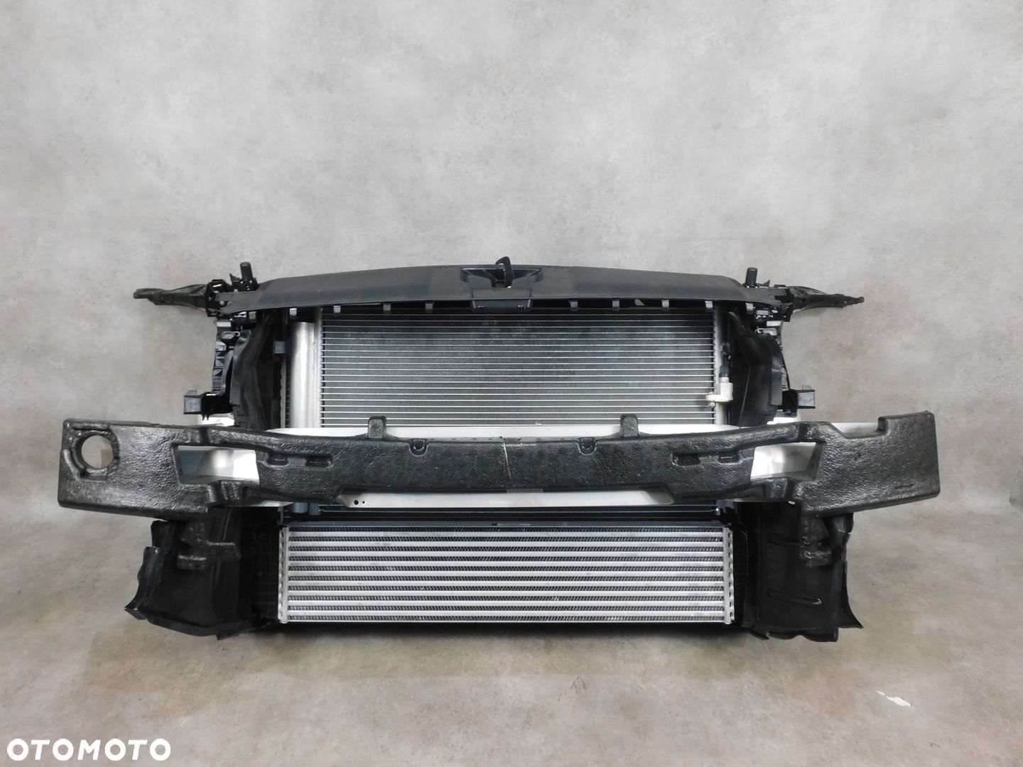 AUDI A6 C7 4G WZMOCNIENIE PAS PRZÓD CHŁODNICE BELKA - 1