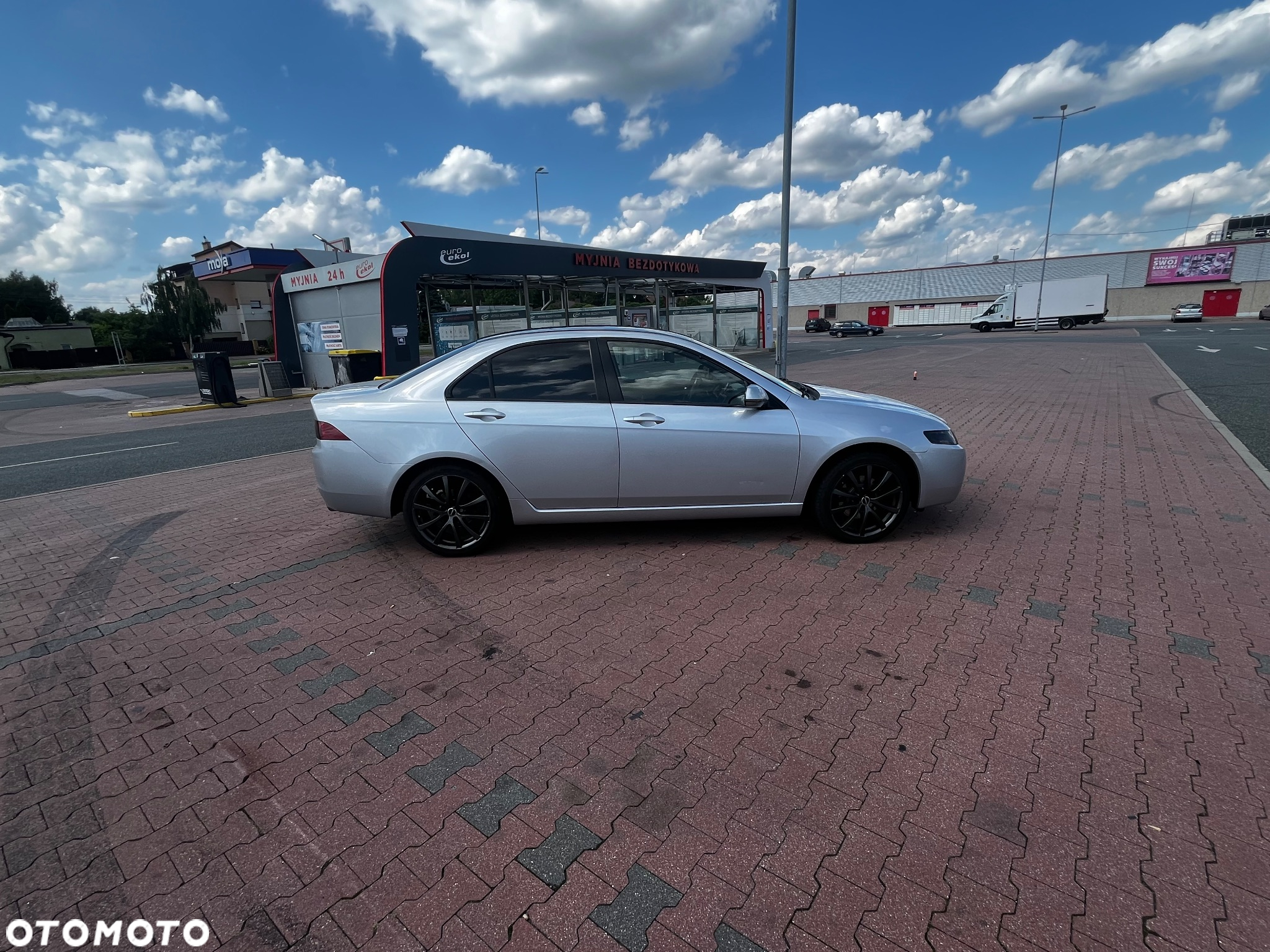 Honda Accord - 4