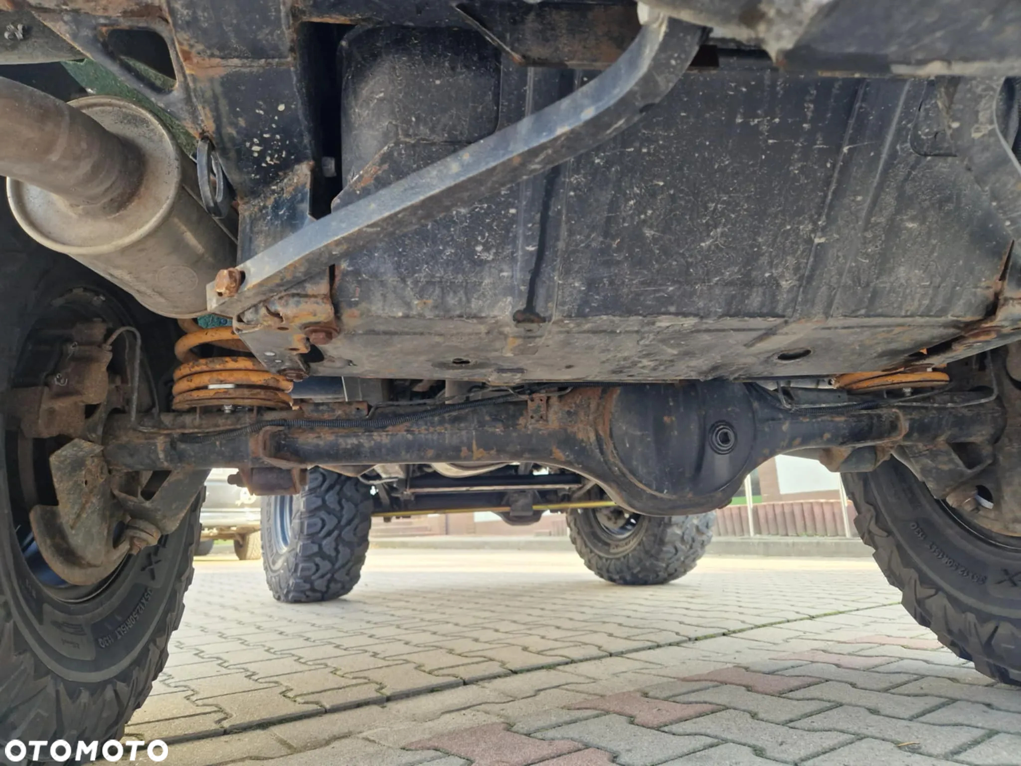 Land Rover Defender 90 2.5 TDI - 21
