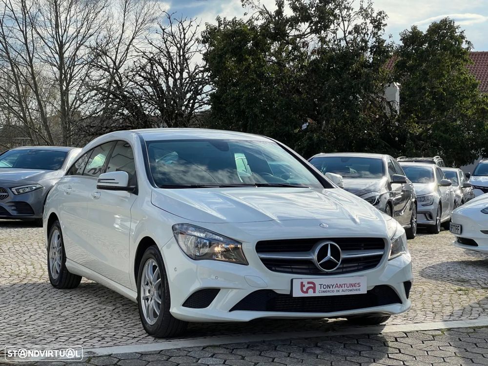 Mercedes-Benz CLA 180 - 4