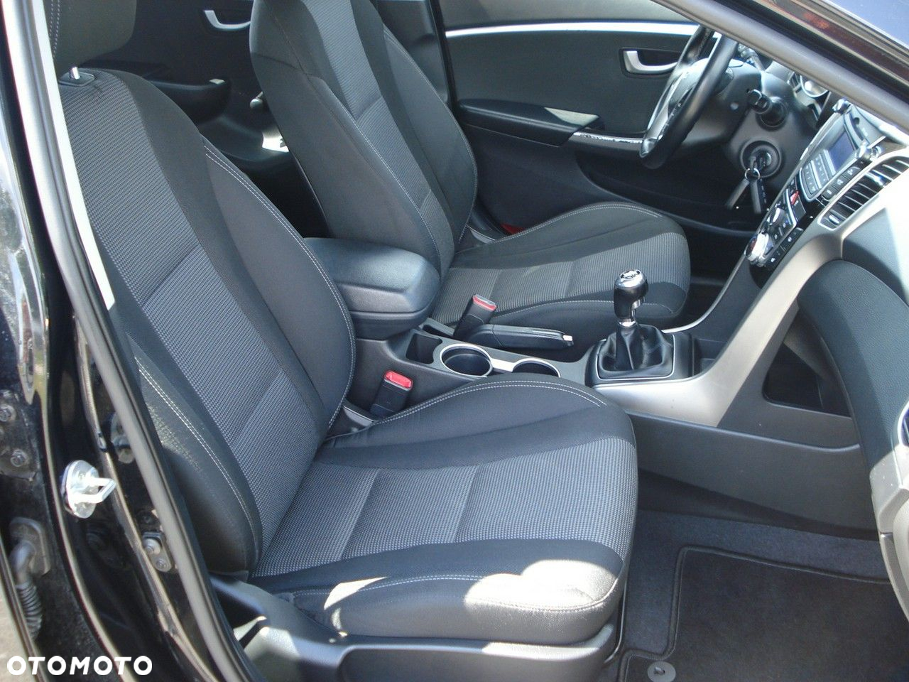 Hyundai i30 1.6 CRDi BlueDrive Comfort - 16