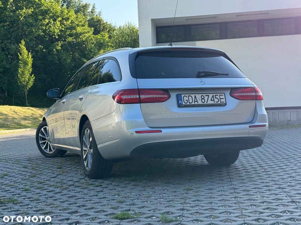 Mercedes-Benz Klasa E 300 d 9G-TRONIC Exclusive - 13