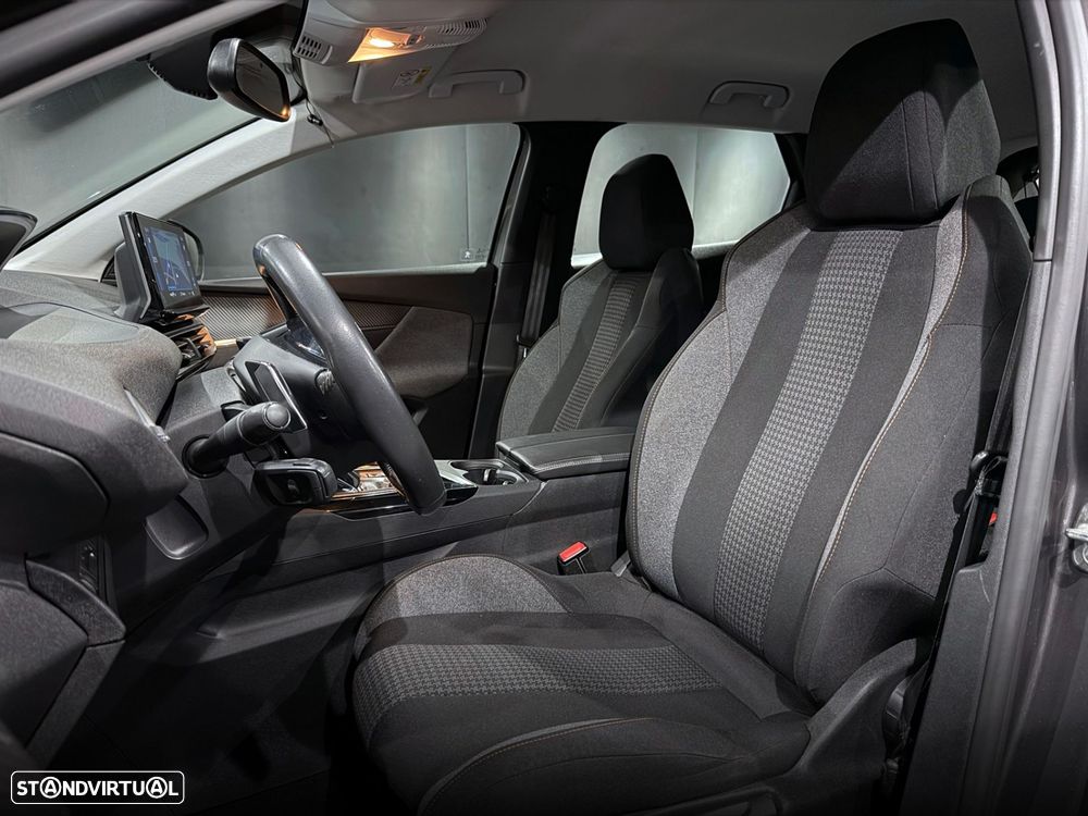 Peugeot 3008 1.5 BlueHDi Allure EAT8 - 24